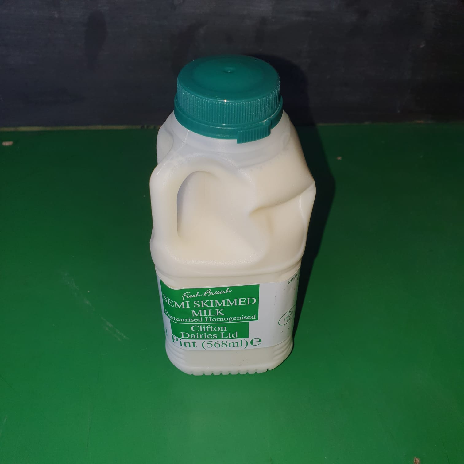 Fresh Milk Semi 1pint bottle - £ 0.90  per each