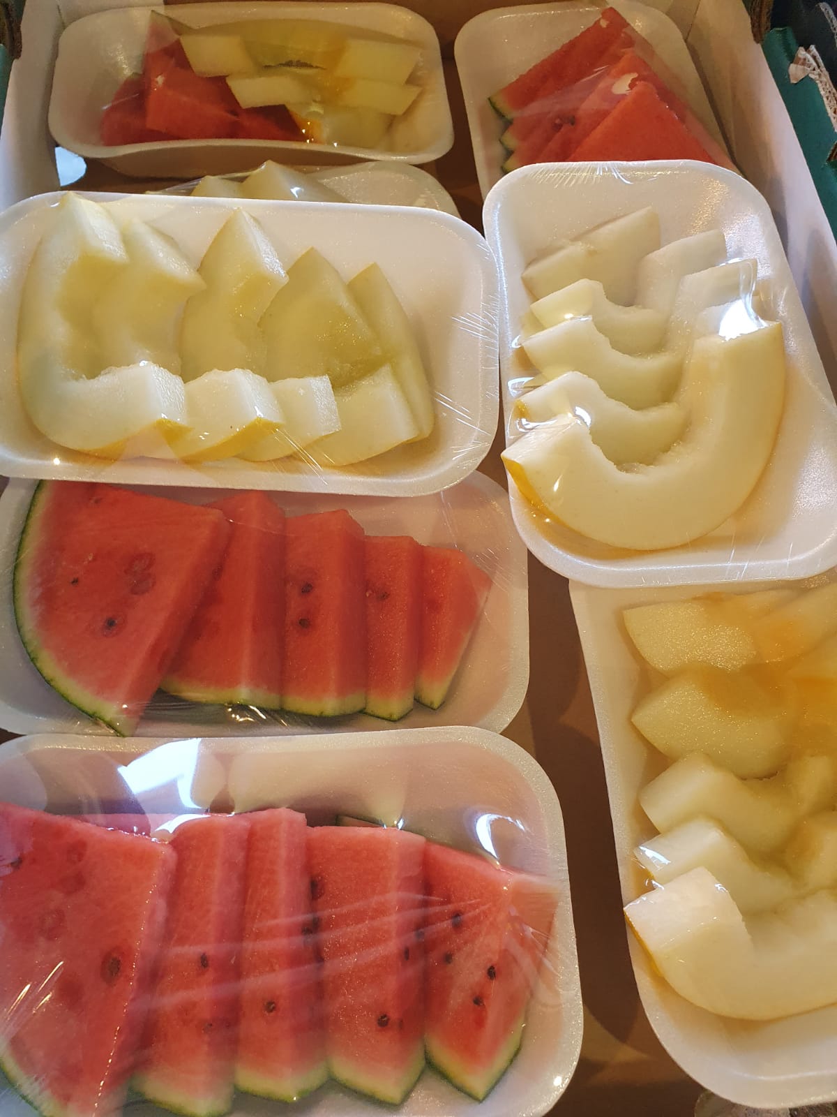 Fresh Melon cut tray - £ 1.00  per packet